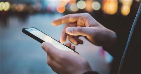 firma digital documentos RRHH en smartphone